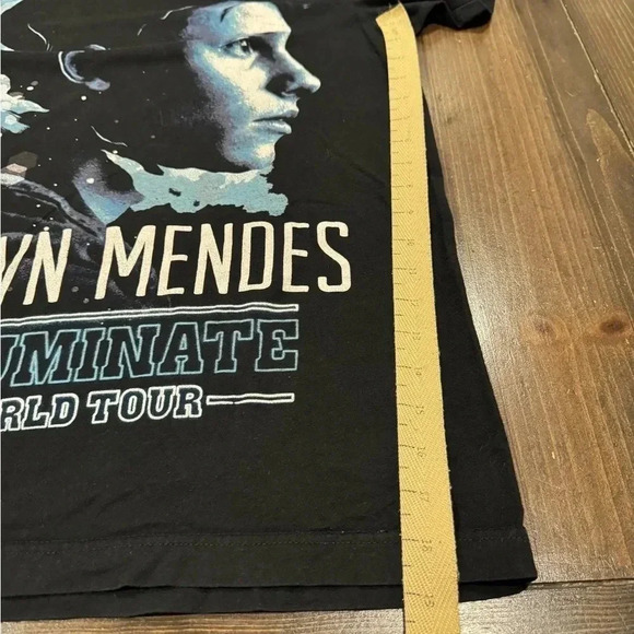 Shawn Mendes Illuminate World Tour Concert T-Shirt - Picture 5 of 5